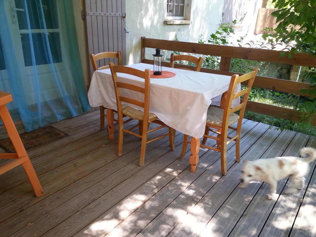 Bed and Breakfast La Bousquatiere Piolenc Exterior foto